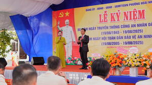 Lễ kỷ niệm 80 năm Ngày truyền thống Công an nhân dân Việt Nam (19/8/1945 - 19/8/2025) tại phường Hoài Nhơn Tây