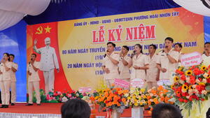 Lễ kỷ niệm 80 năm Ngày truyền thống Công an nhân dân Việt Nam (19/8/1945 - 19/8/2025) tại phường Hoài Nhơn Tây